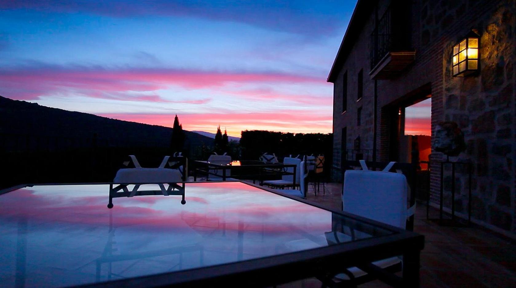 Remanso De Gredos Guest House Navalonguilla Eksteriør bilde