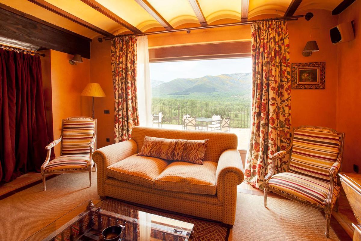 Remanso De Gredos Guest House Navalonguilla Eksteriør bilde